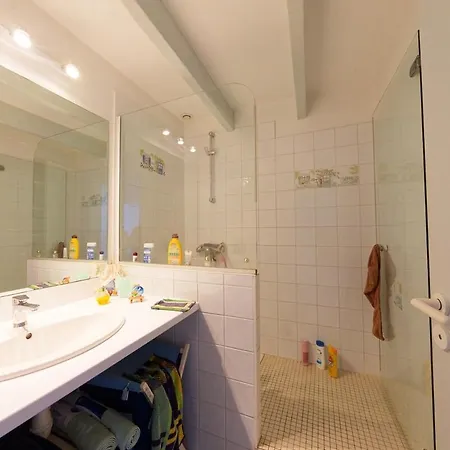 022 Le Petit Clos Villa